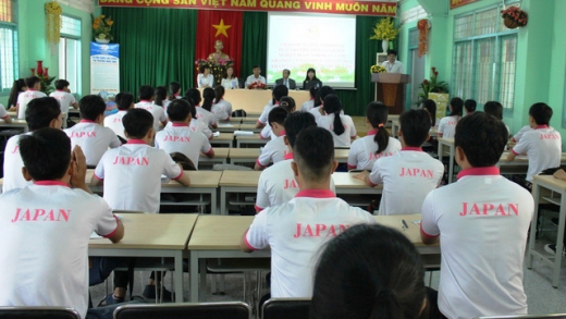 Đồng Tháp: Cảnh báo kẻ xấu lừa người dân xuất ngoại lao động